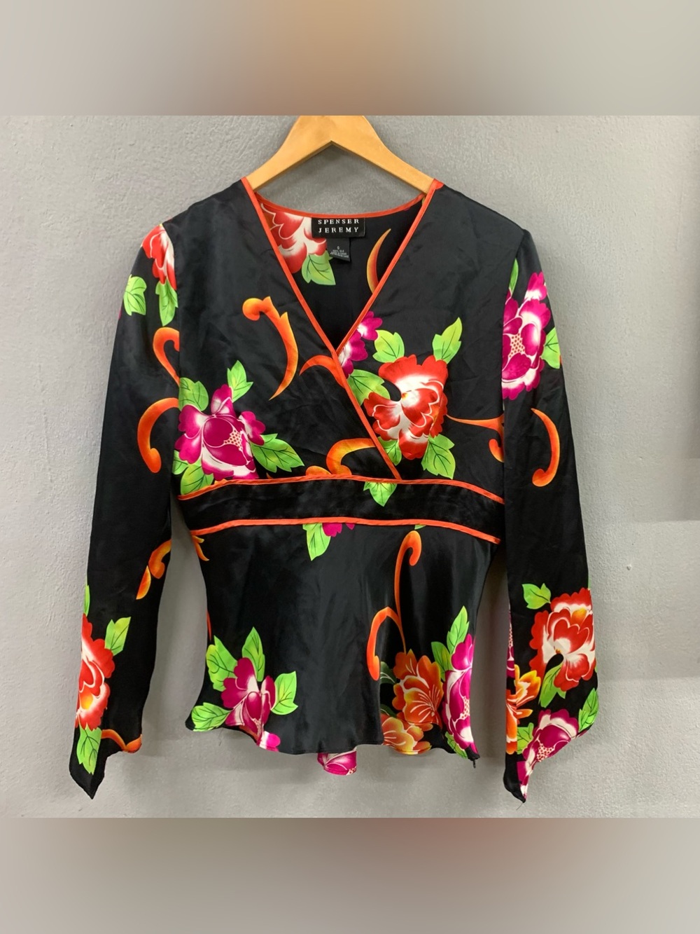 Spenser Jeremy y2k Black Floral V Neck Silk kimono bell sleeve Blouse size small
